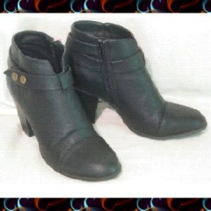 Ametican Esgle Black Ankle Boots 7