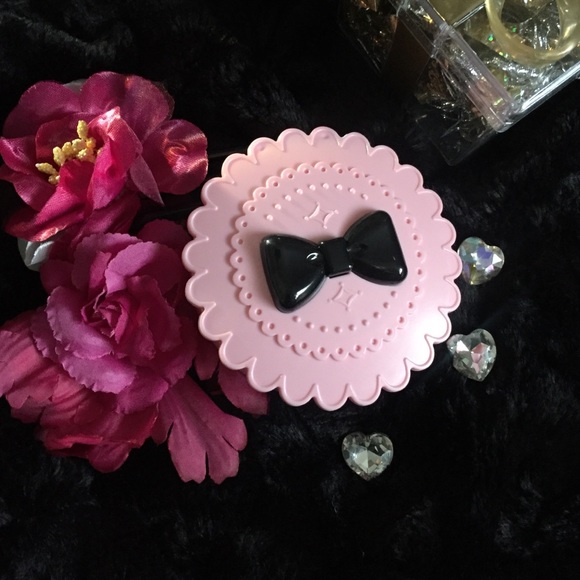 💞Lashes storage container💞 - Picture 2 of 3