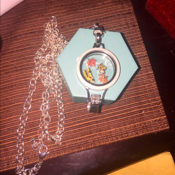 Origami owl lanyard locket