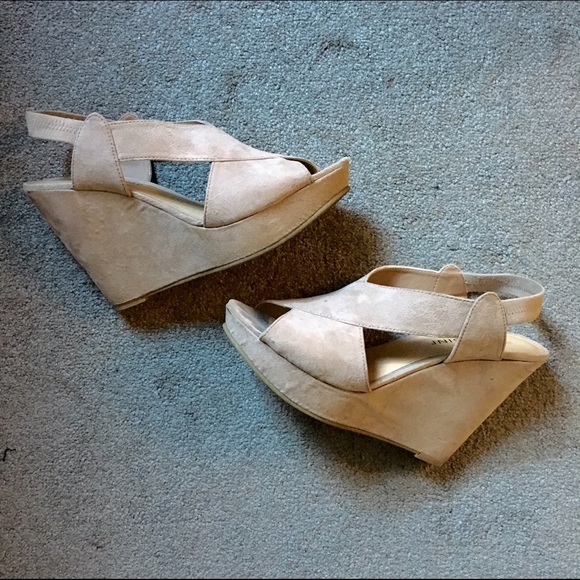 Tan Wedges!