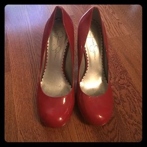 Jessica Simpson Red closed toe heels size 7