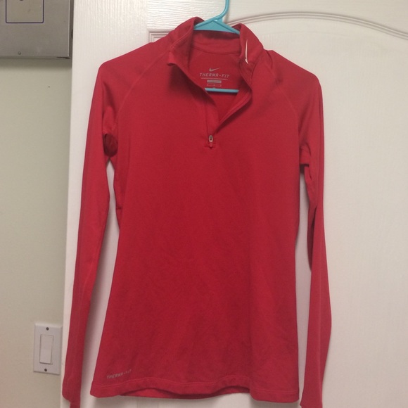 Nike pullover