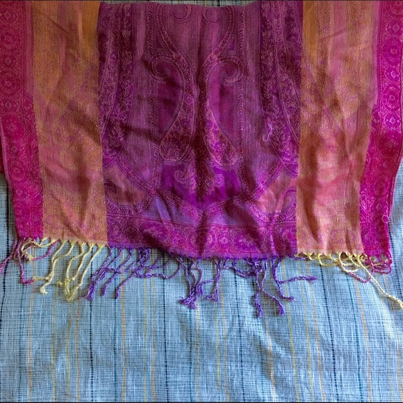 💕💨❄️🍂 Pink Scarf! - Picture 2 of 2