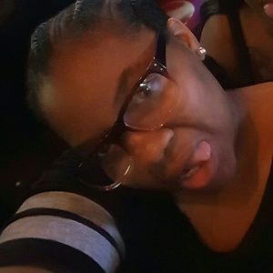 Meet your Posher, Monet