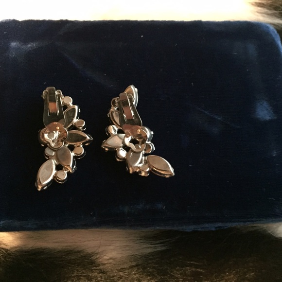 Vintage Red earrings - Picture 2 of 2