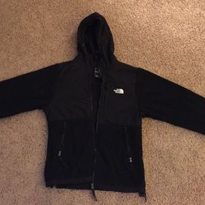 Womens North Face fleece jacket, never worn