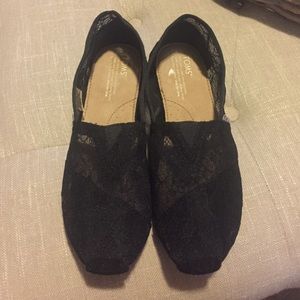 TOMS Black Lace Sneakers