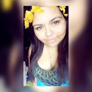 Meet your Posher, Mariela