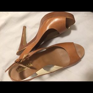 Michael Kors Size 10 Pumps