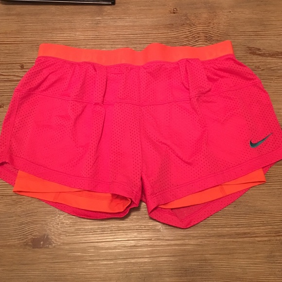 2 Nike Dry-Fit Shorts - Picture 3 of 3