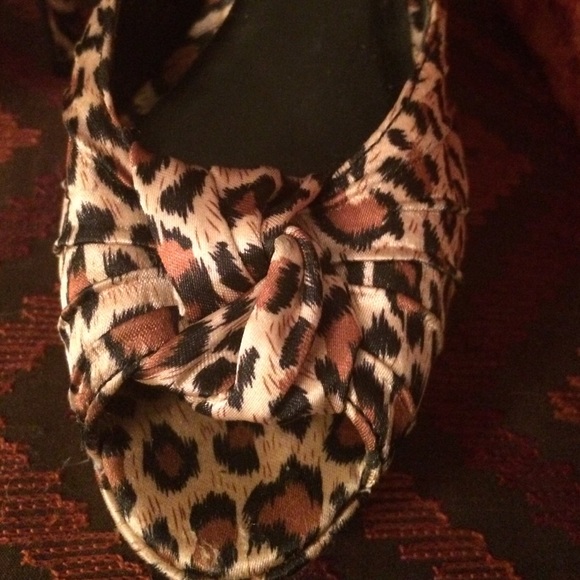 👠SOLD‼️ - Picture 2 of 4