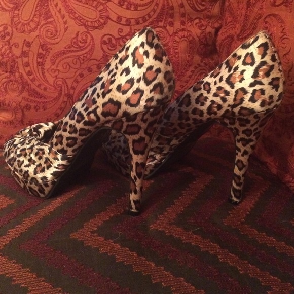 👠SOLD‼️ - Picture 3 of 4