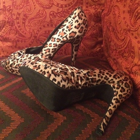 👠SOLD‼️ - Picture 4 of 4