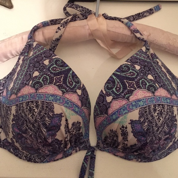 Victoria's Secret bikini