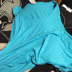 Tie sides open VS Pink tank top