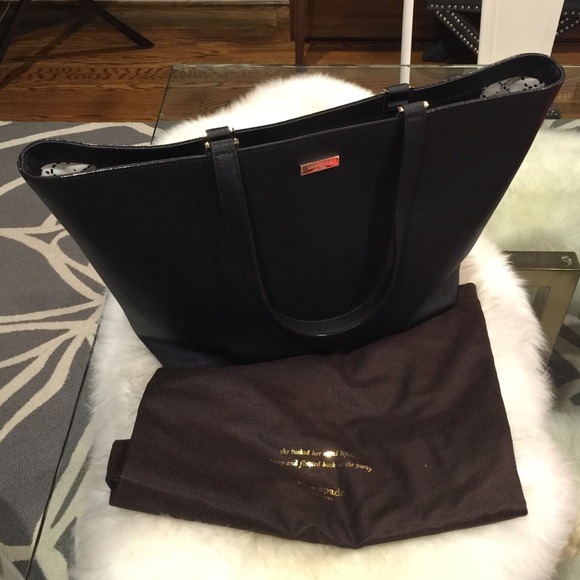 kate spade Handbags - Kate spade black saffiano leather tote NWT