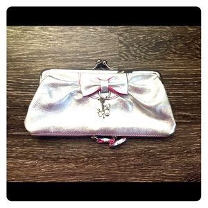 **MUST GO!!**Juicy Couture Clutch Wallet