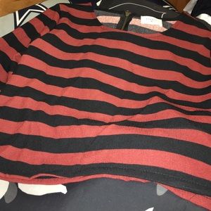 Black and red striped crop top (medium)