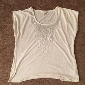 White T with super cute glitter