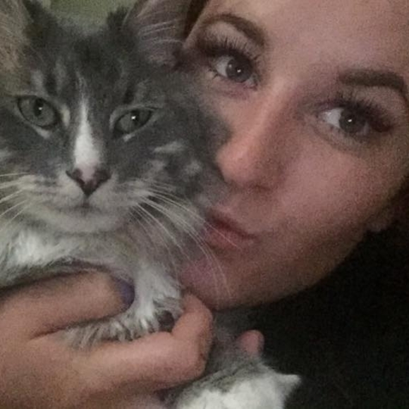 Meet your Posher, Ashlee