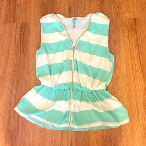 Zipper front peplum tank