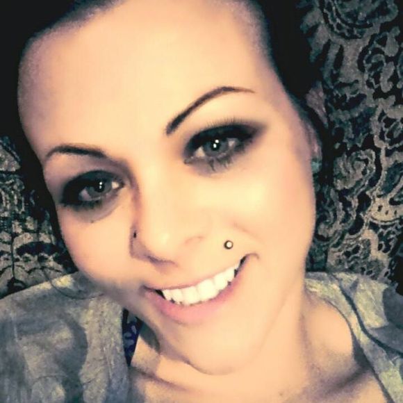 Meet your Posher, Kristen - Picture 1 of 1