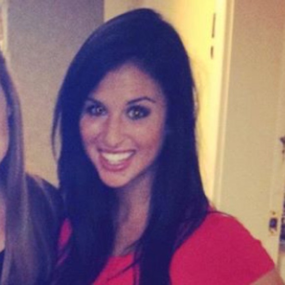 Meet your Posher, Daniella - Picture 1 of 1