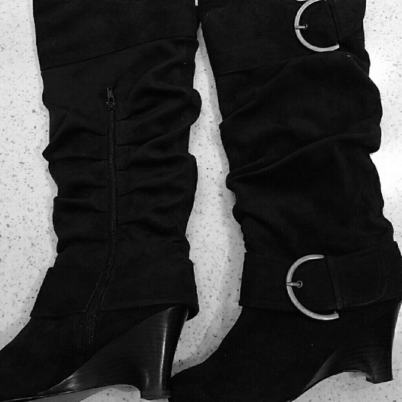 Naughty Monkey  - Black Suede Boots