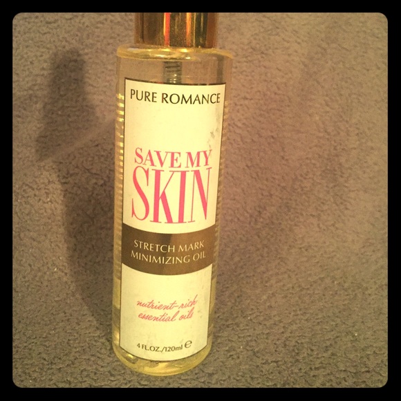 Save My Skin: Stretch Mark Minimizing Oil