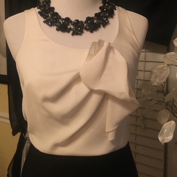 LOFT black and white sleeveless dress - Picture 2 of 3