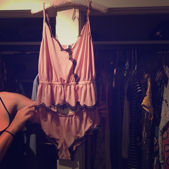 Adore me lingerie sleep set