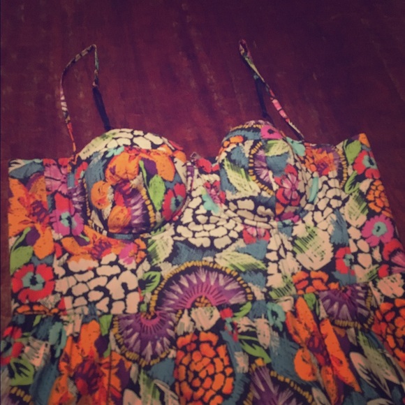 Multi-color Floral size 10 short summer dress