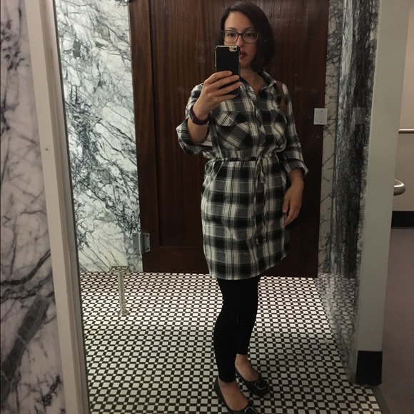 🆕💖LAST ONE💖Cute Plaid Drawstring Shirtdress - Picture 3 of 4