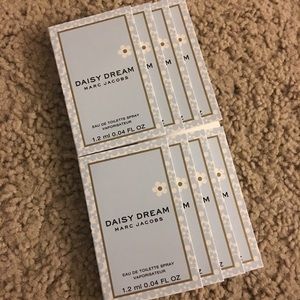Marc Jacobs Daisy dream (8 samples)