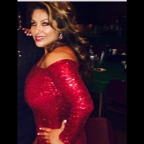 Red sexy sequins dress
