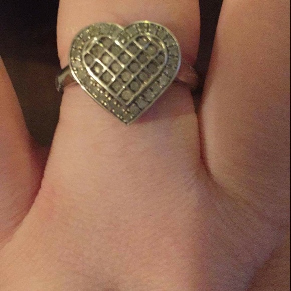 1 Carat Diamond Heart Shaped Ring