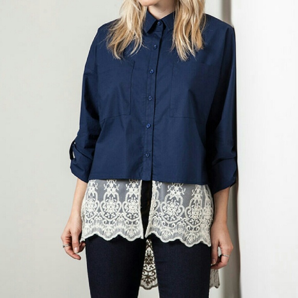 β¨BUTTON DOWN TOP - Picture 5 of 8