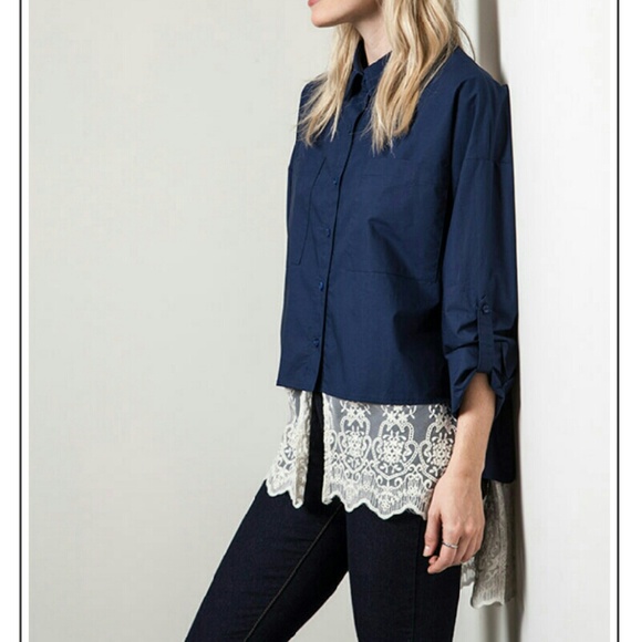 β¨BUTTON DOWN TOP - Picture 6 of 8