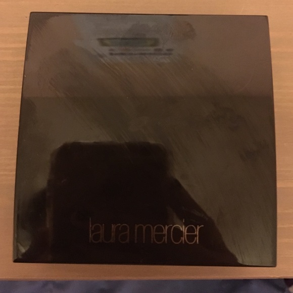 Laura Mercier Highlighter/Blush