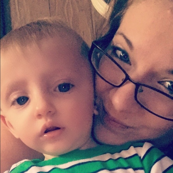 Meet your Posher, Sabrina - Picture 1 of 1