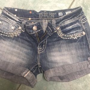 Great little shorts never worn