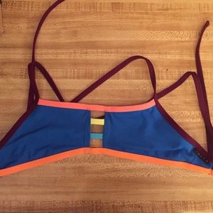 Jolyn size small vent top!