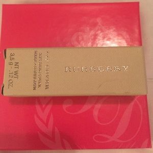 Burberry Delicate Rose No.22