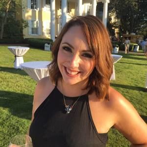 Meet your Posher, Laurie