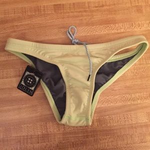 Bnwt joyln pastel/lime green small bottoms