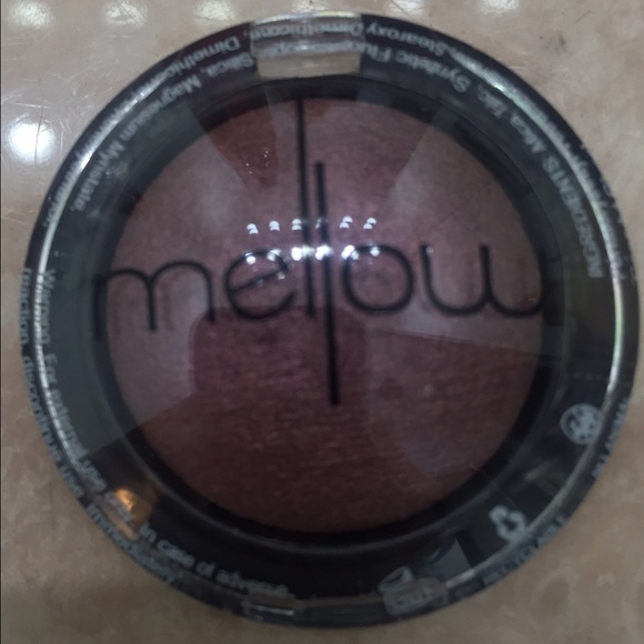 Mellow Plum Baked Eyeshadow