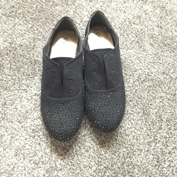 Qupid black bedazzled flats