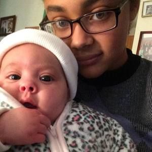 Meet your Posher, Dominique