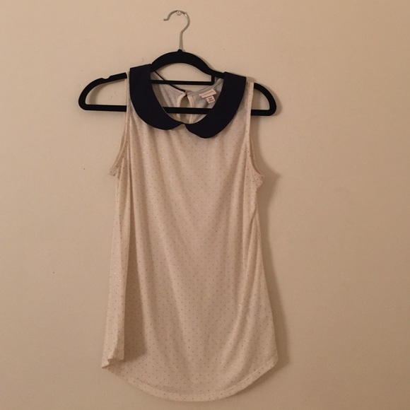 Super Cute Cream Blouse With Peter Pan Collar!