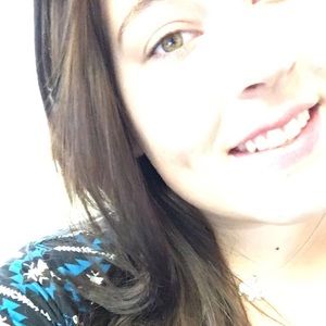 Meet your Posher, Briana